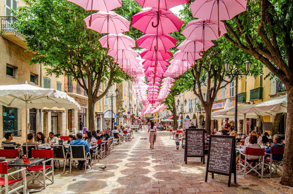 Place aux aires